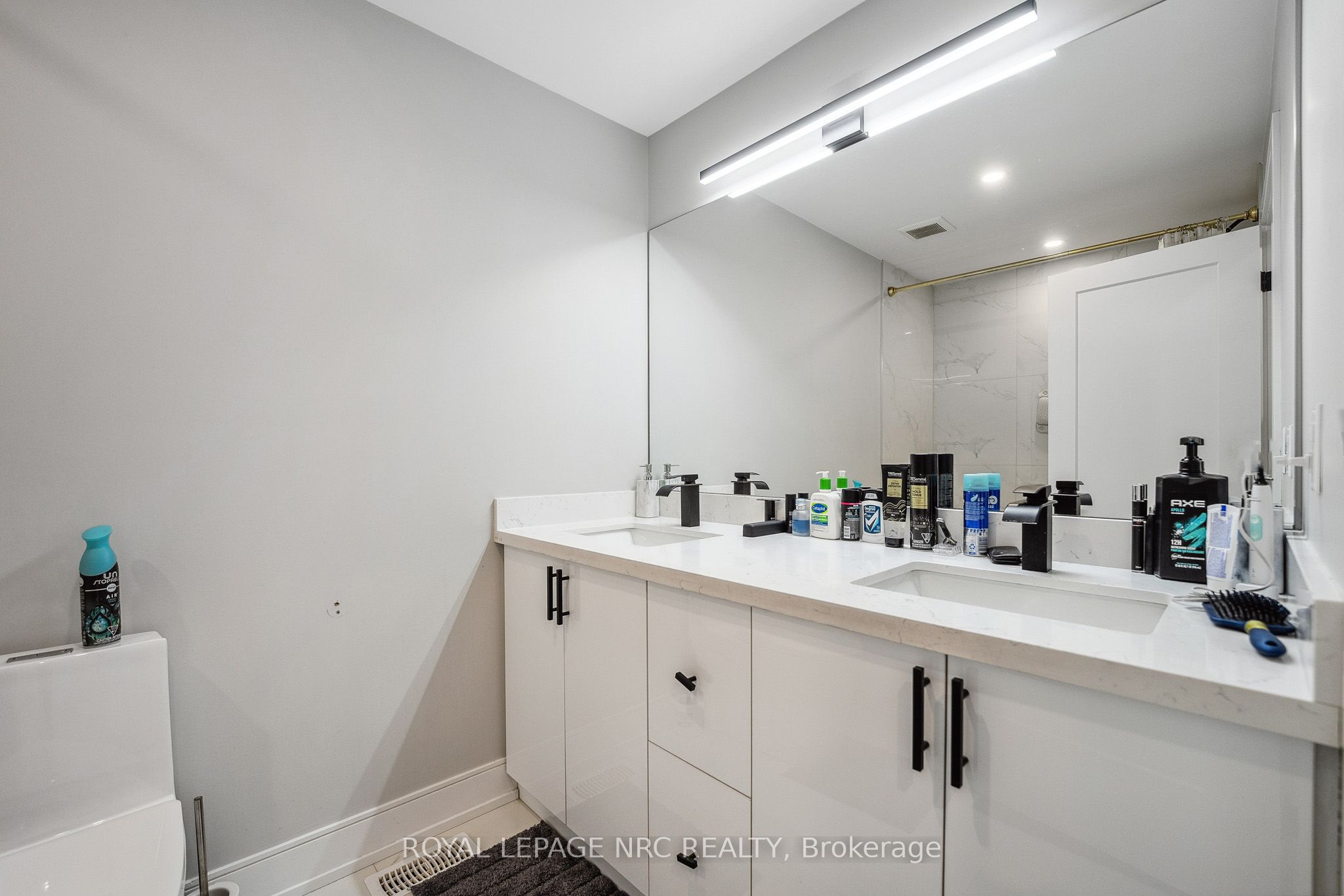 668 Quaker Road Property Photo 21