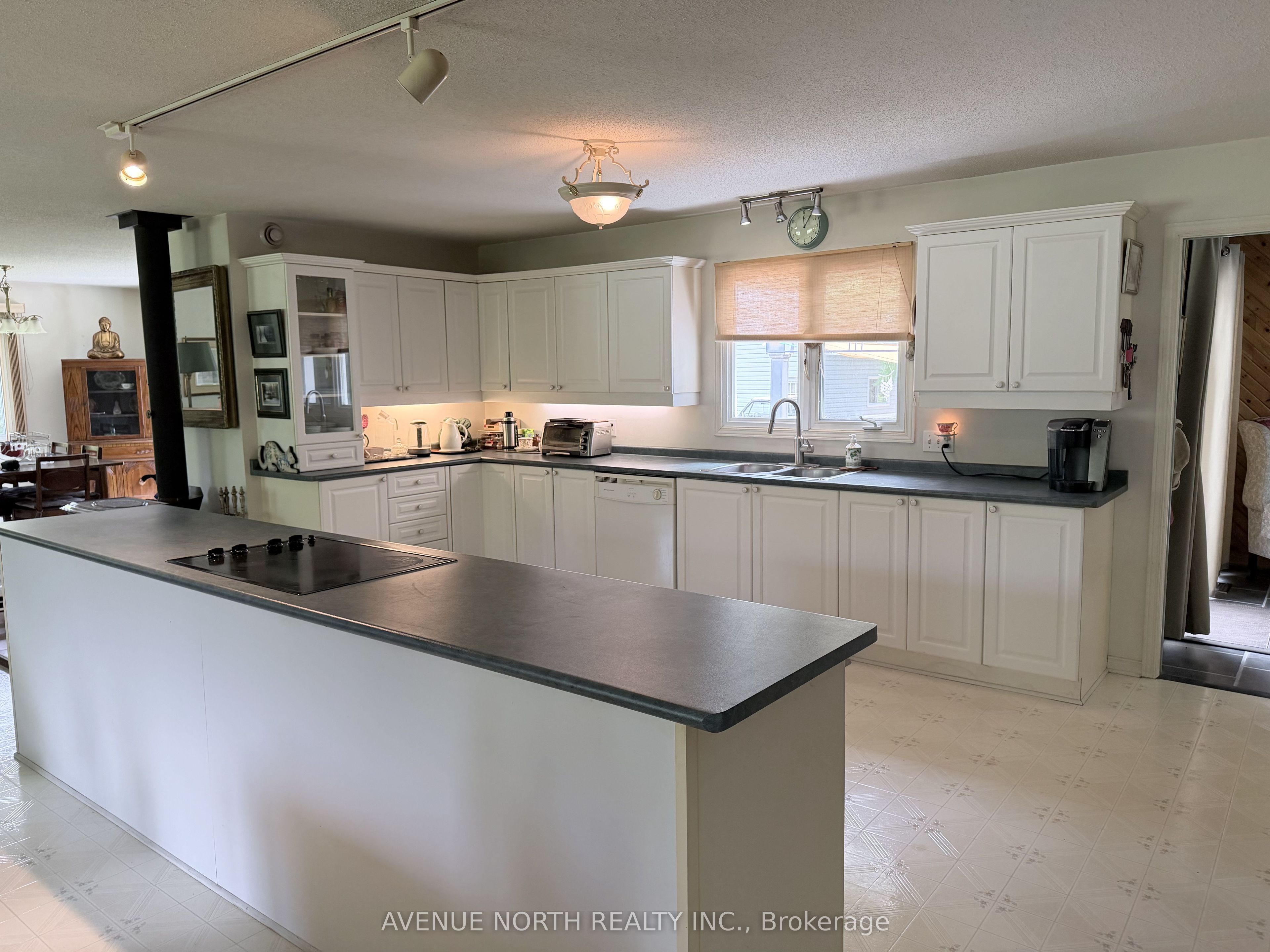 4645 Scotch Line Property Photo 11