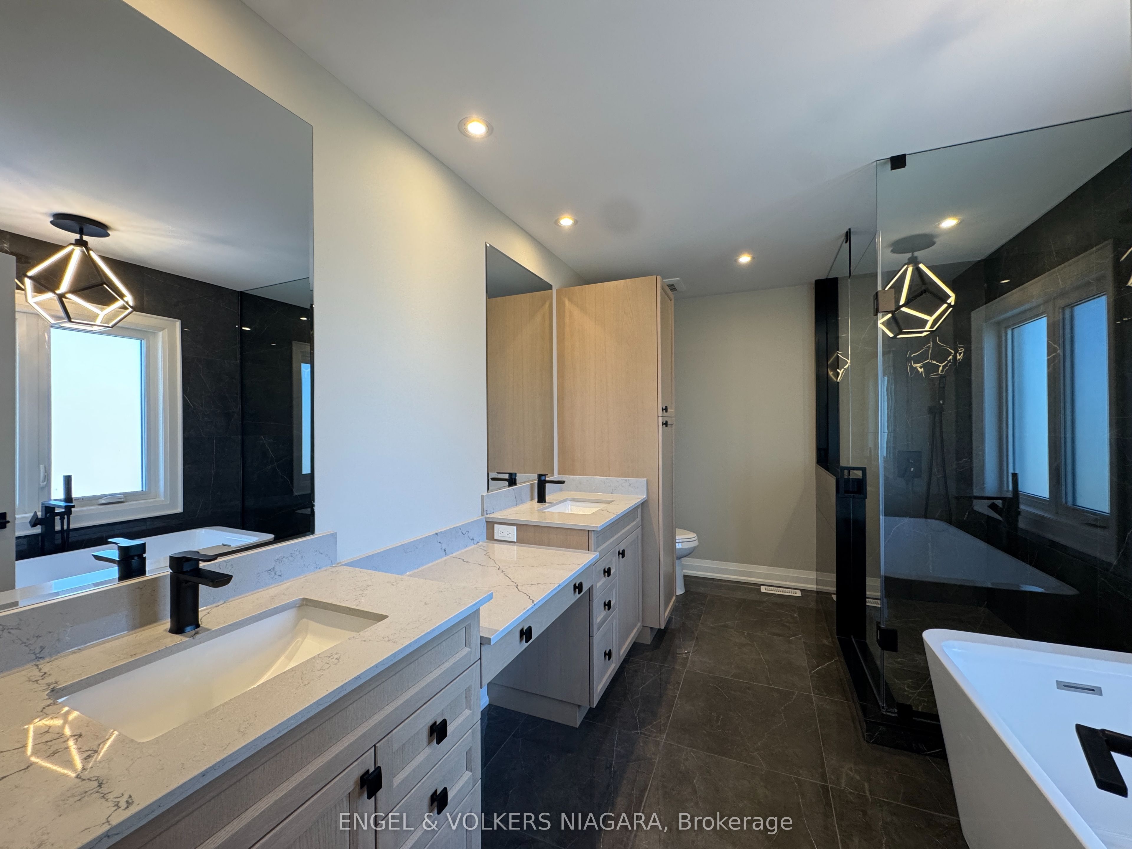 25 Elvira Way Property Photo 9