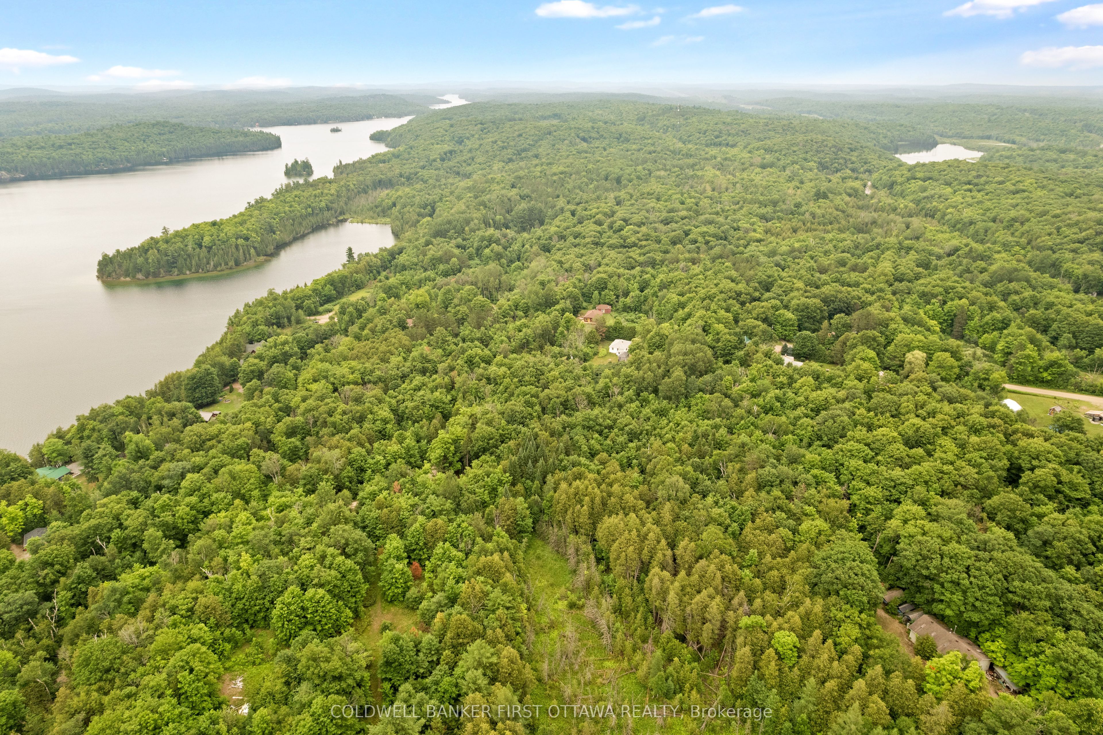 1039 Sunset Strip Lane Property Photo 11