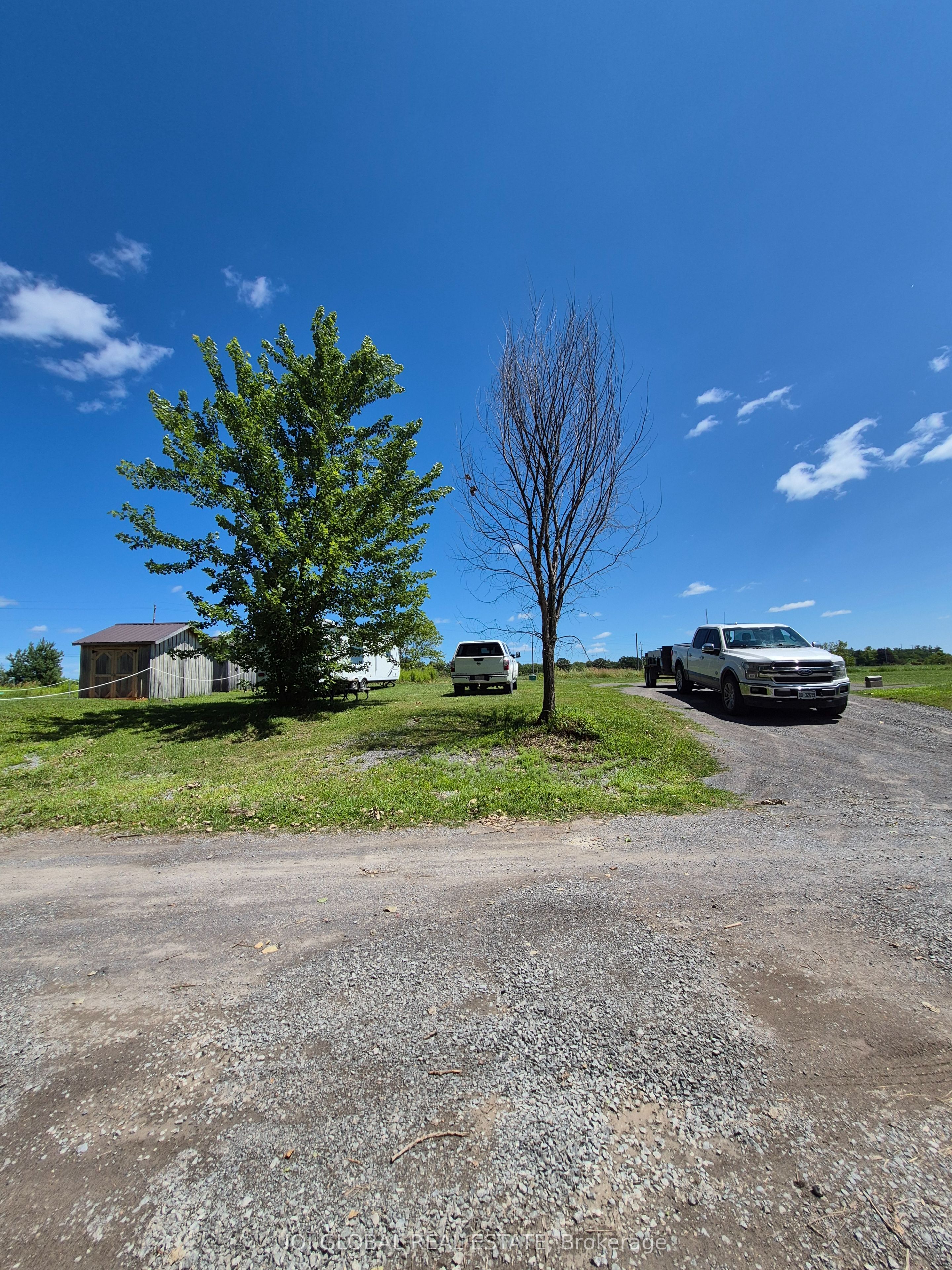 24 Pines Lane Property Photo 12