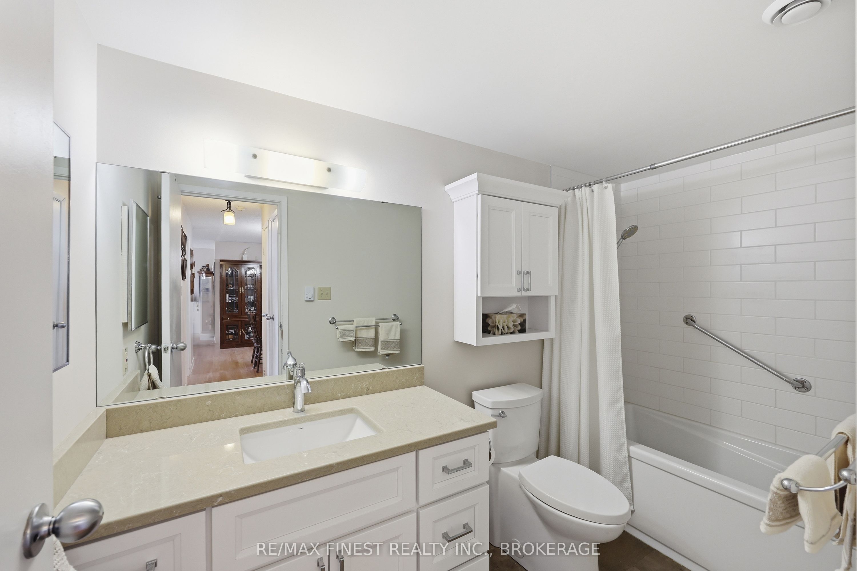 745 Davis Drive 610 Property Photo 23