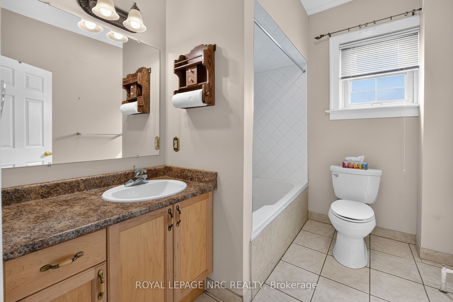 177 James Street Property Photo 20