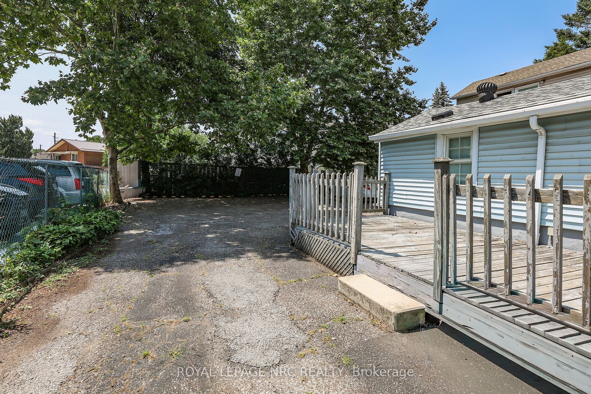 177 James Street Property Photo 26