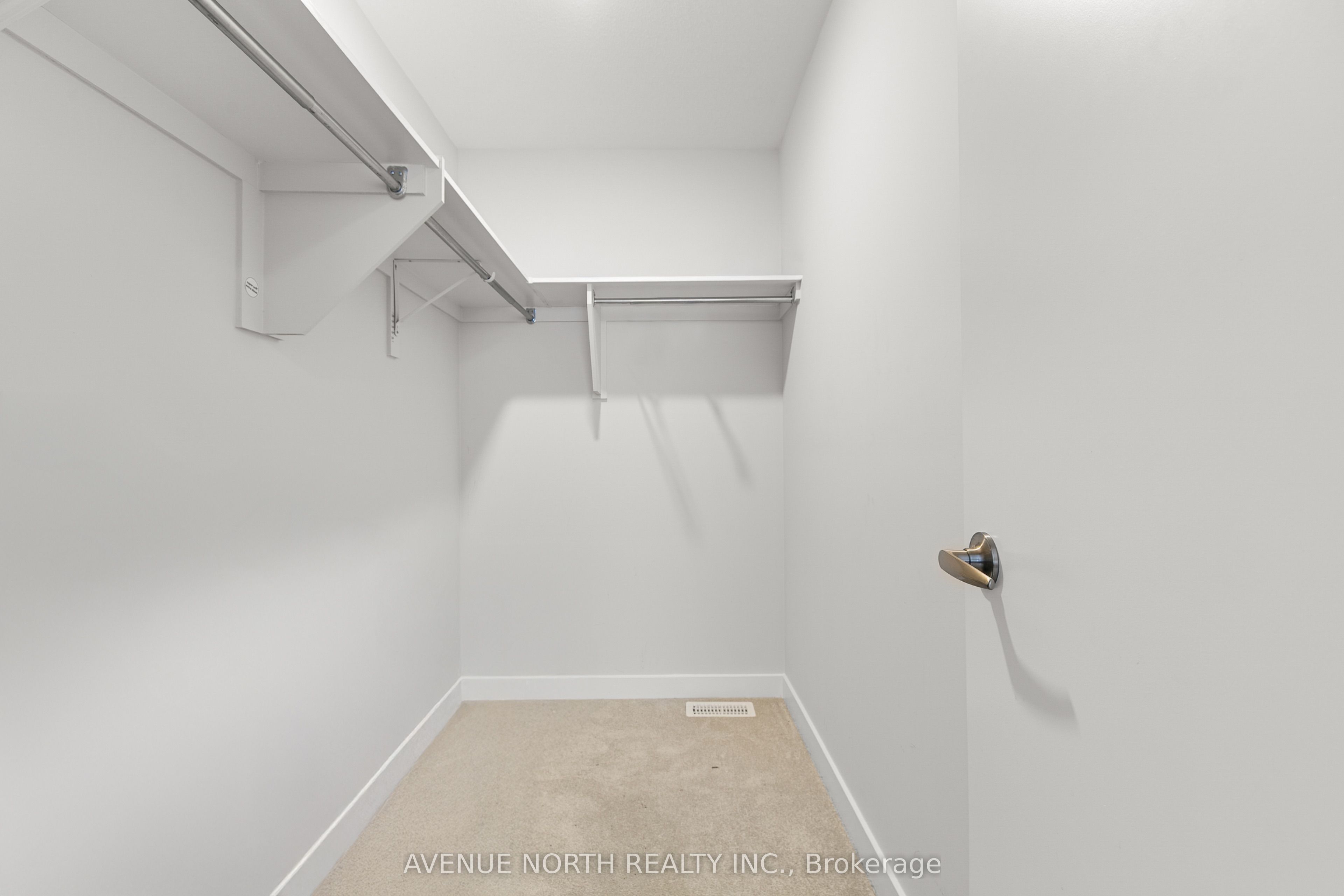 834 Bascule Place Property Photo 11