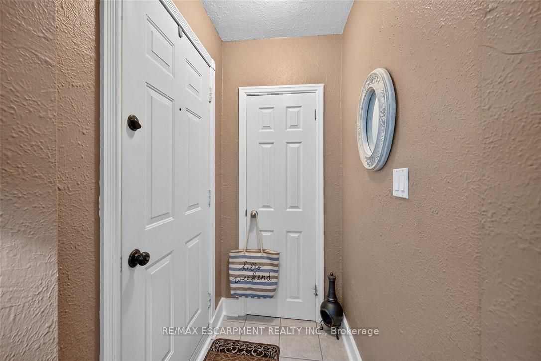 180 East 25th Street Property Photo 6