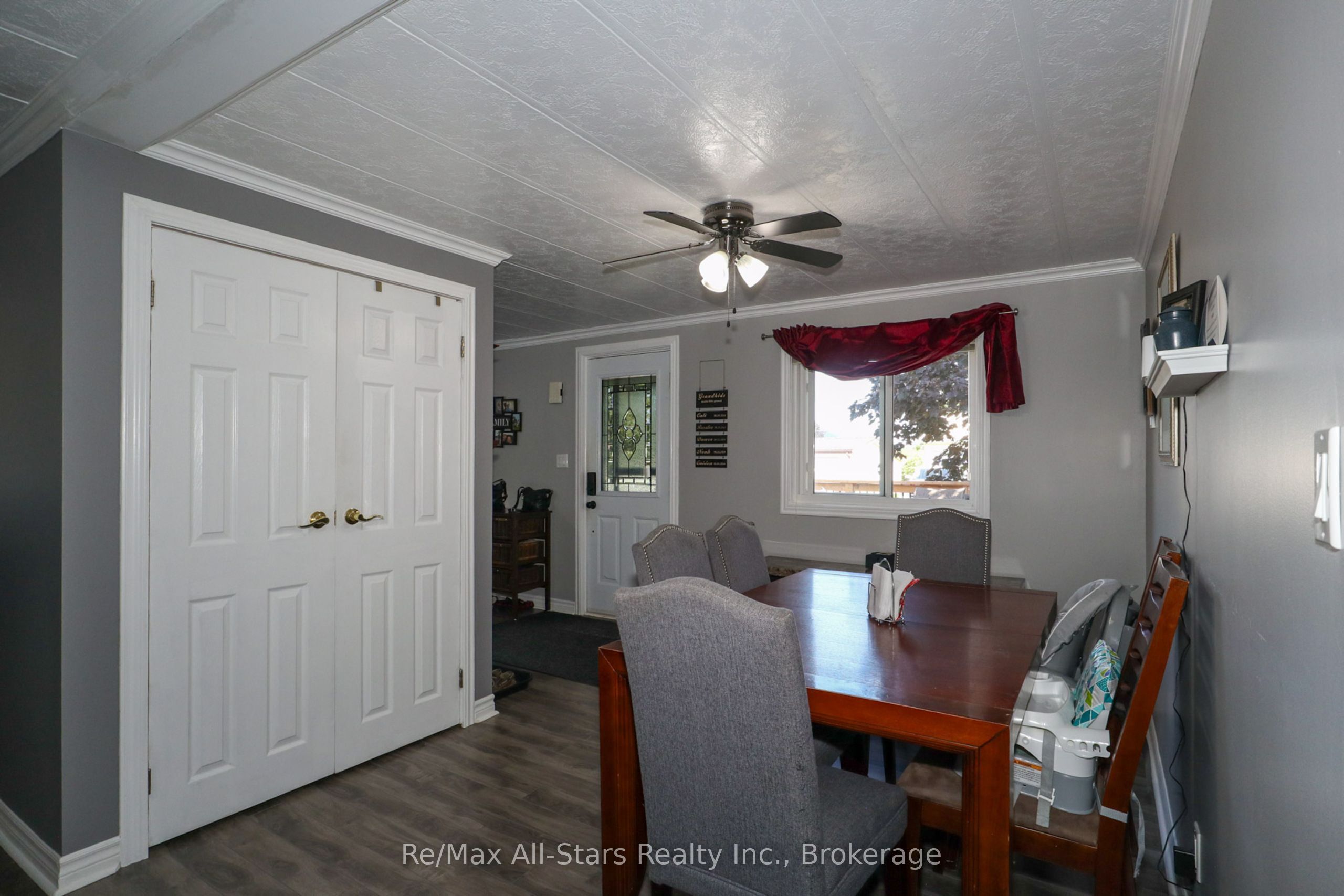 7 Cedar Street Property Photo 4