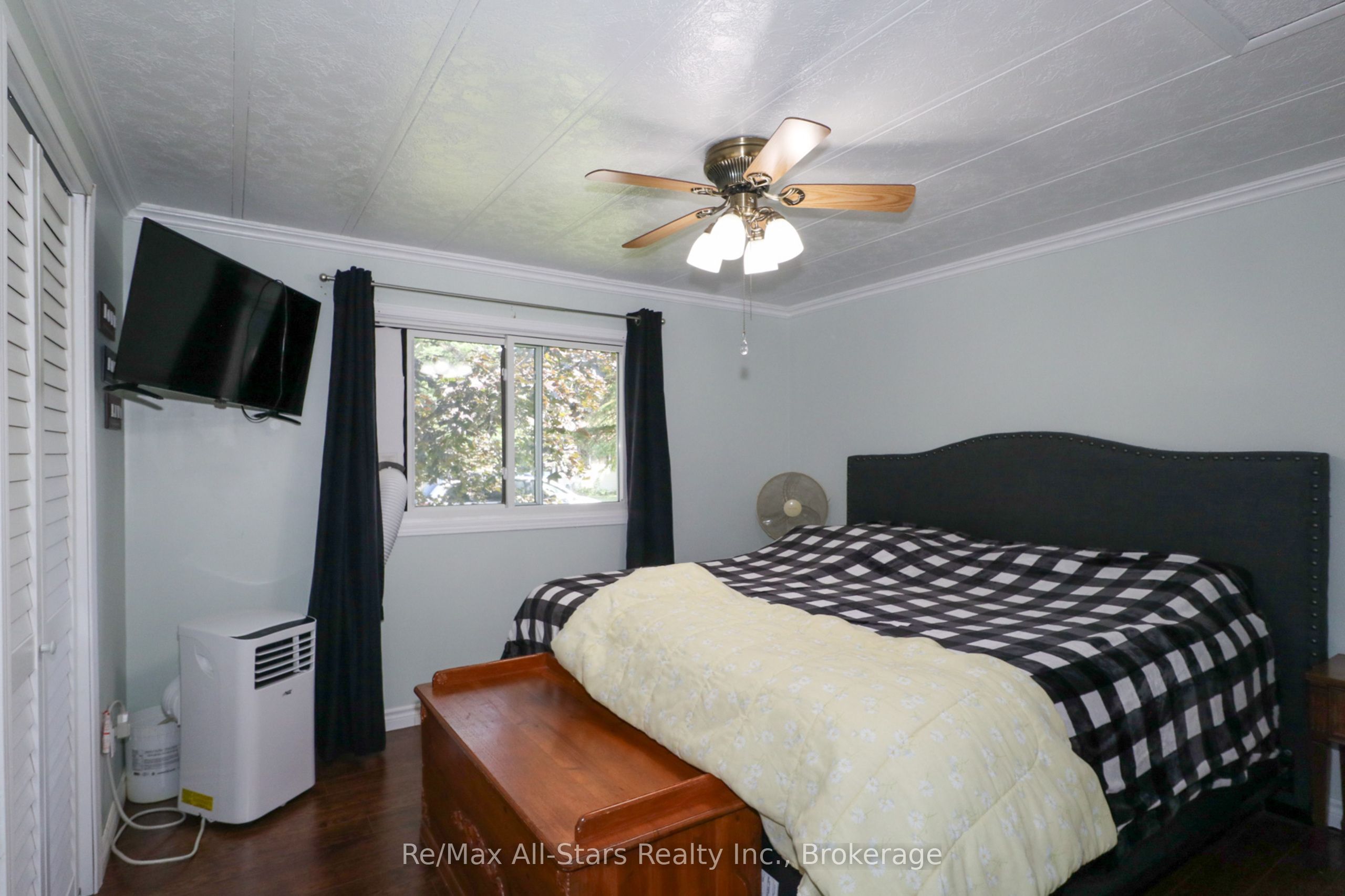 7 Cedar Street Property Photo 12