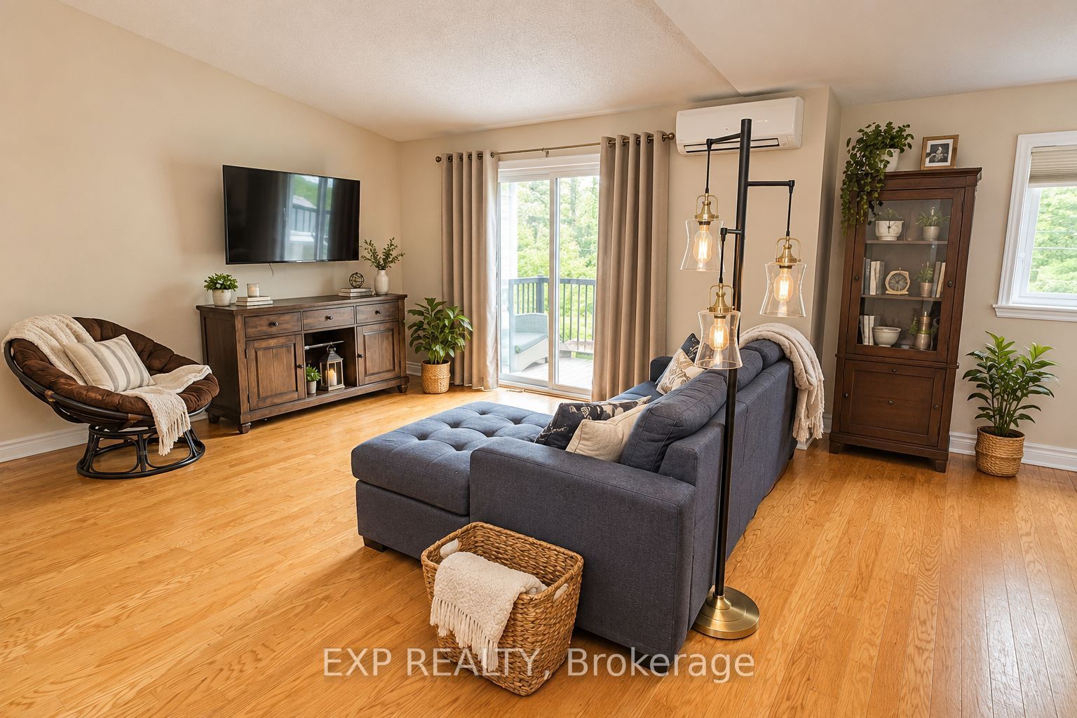 127 Third Street W 2 Property Photo 4