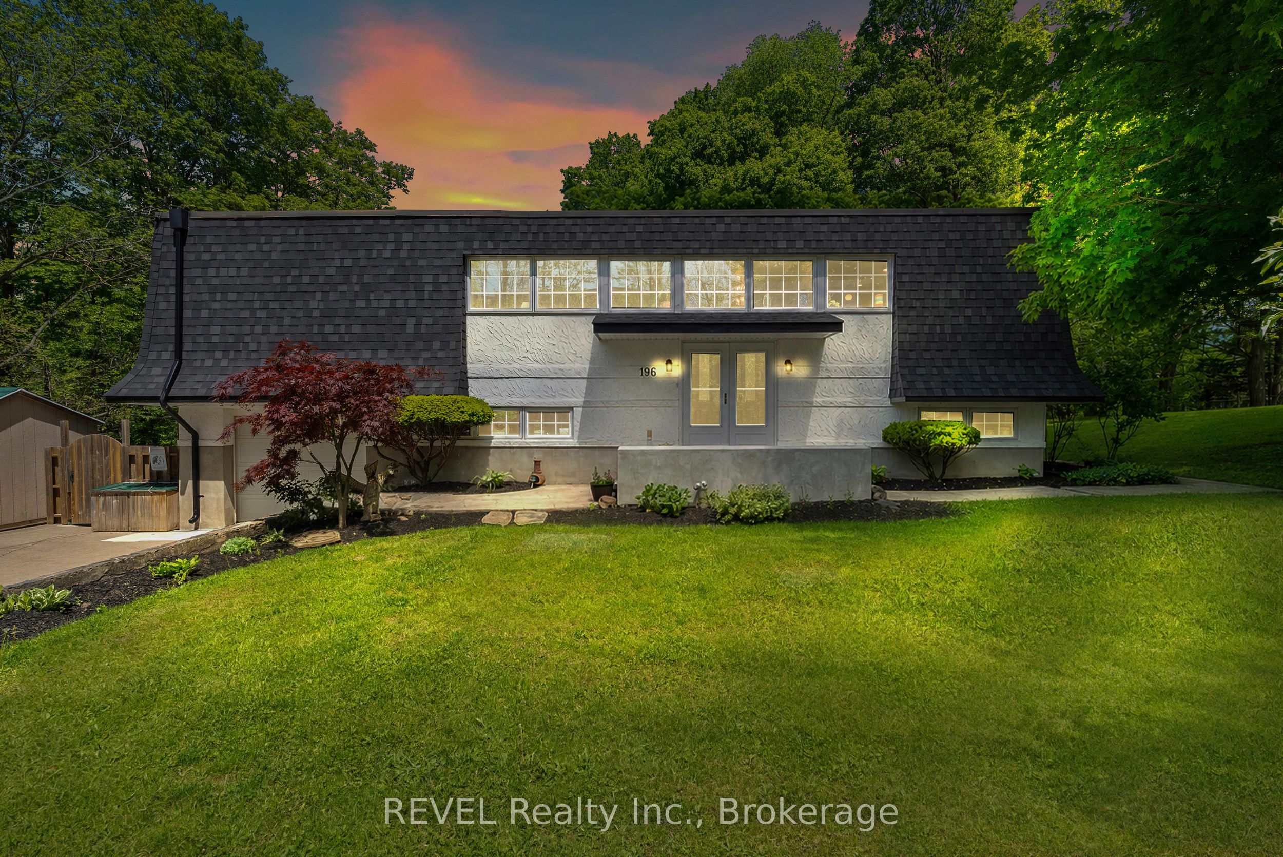 196 Warner Road Property Photo 6