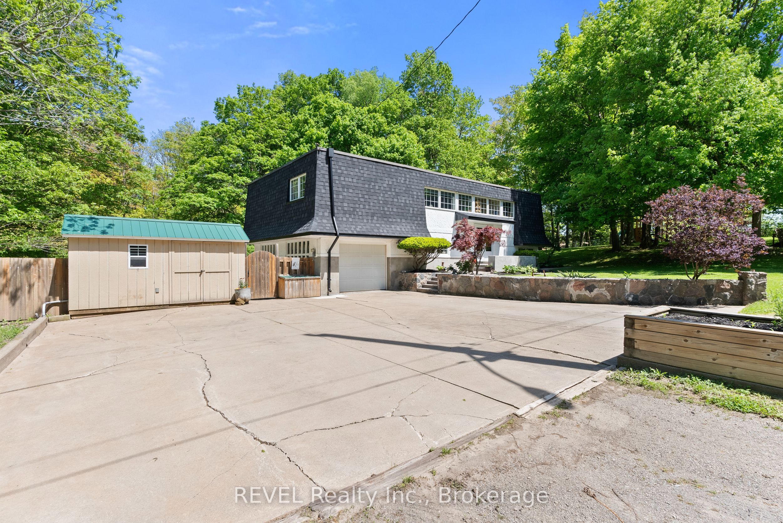 196 Warner Road Property Photo 46
