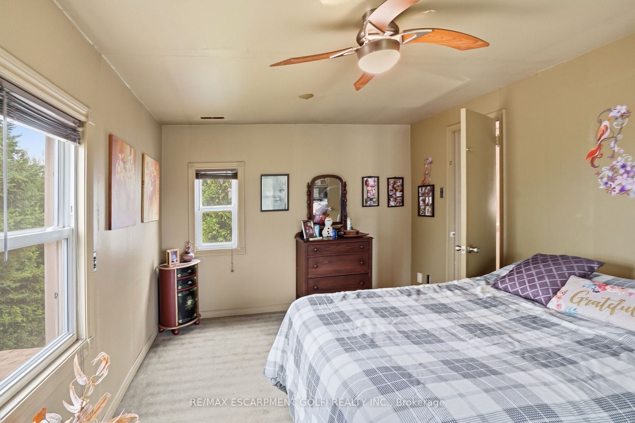834 Mohawk Road E Property Photo 23
