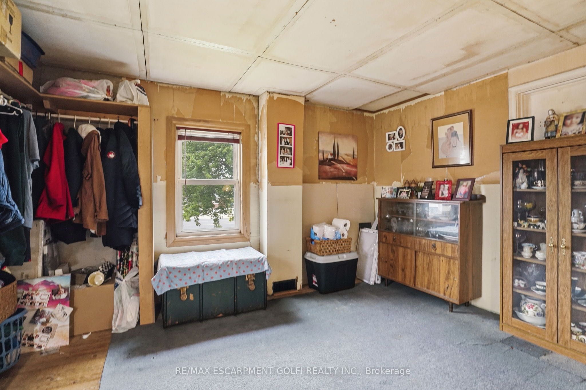 834 Mohawk Road E Property Photo 27