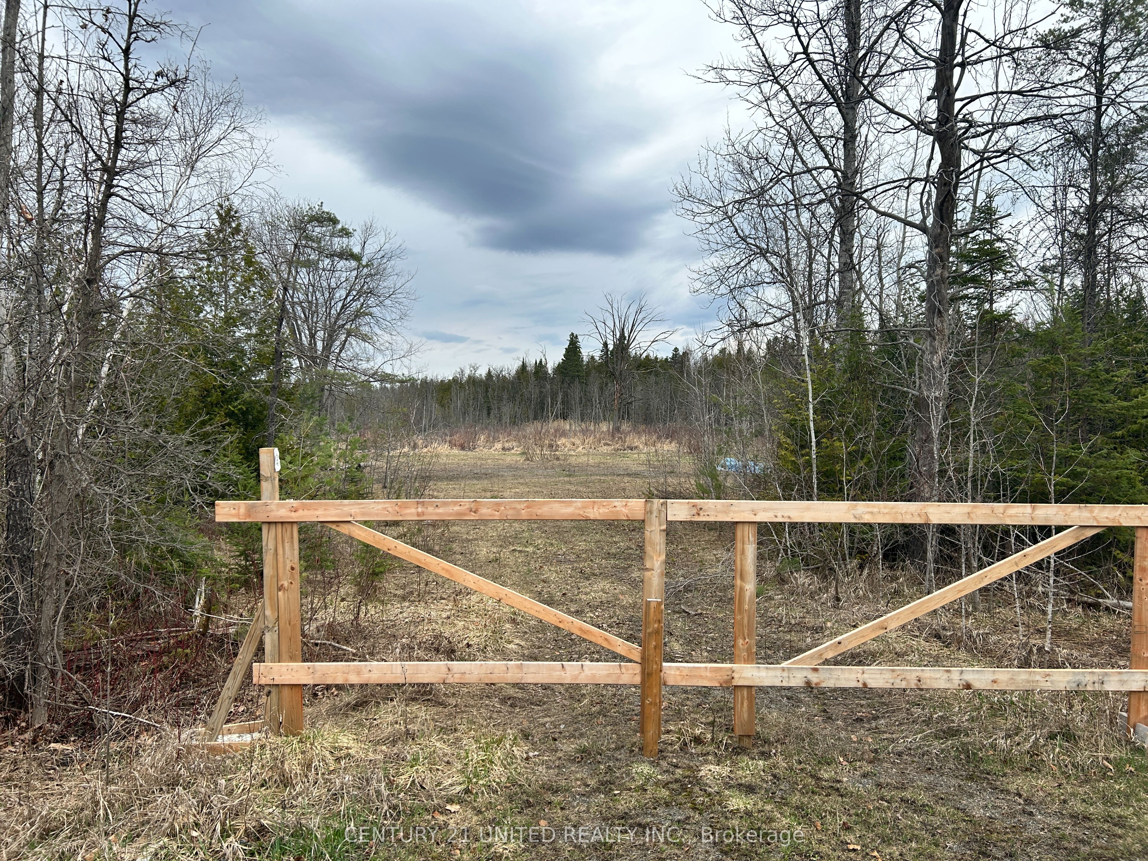 00 Highway 7 Property Photo 1