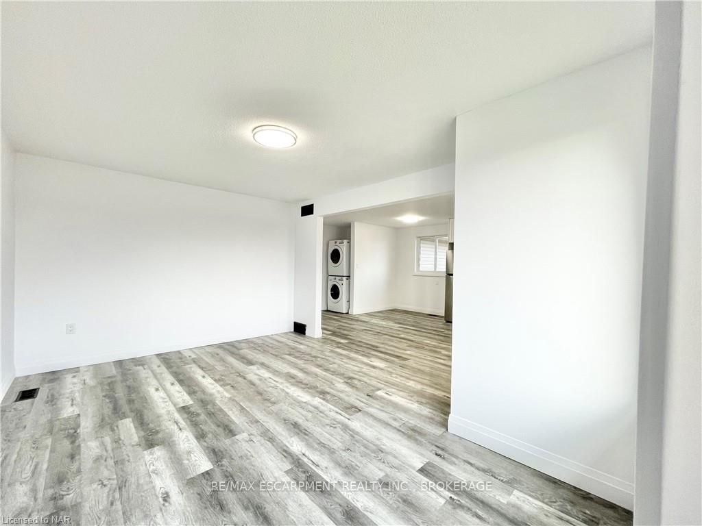 76 Marc Boulevard Property Photo 6