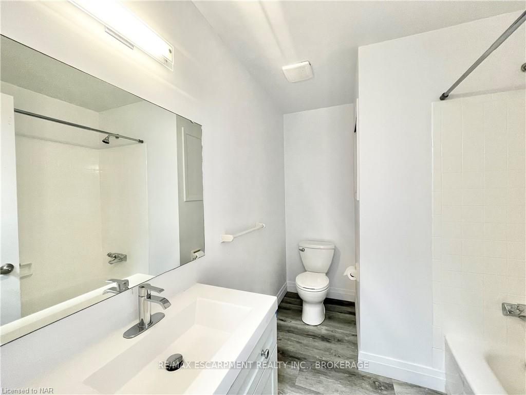 76 Marc Boulevard Property Photo 8