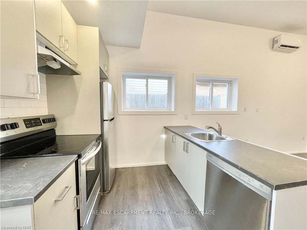 76 Marc Boulevard Property Photo 16