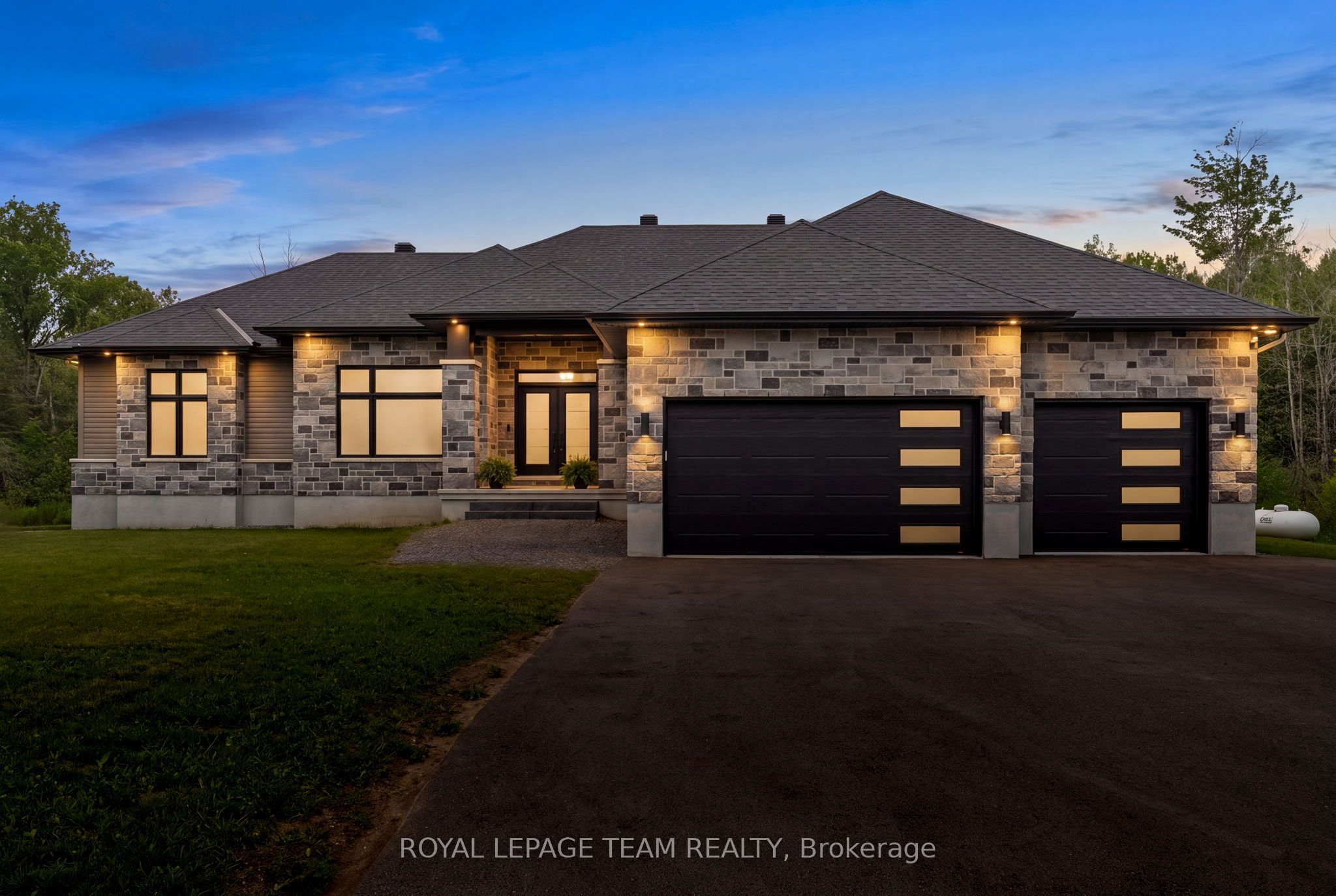 176 Country Meadow Drive Property Photo 1