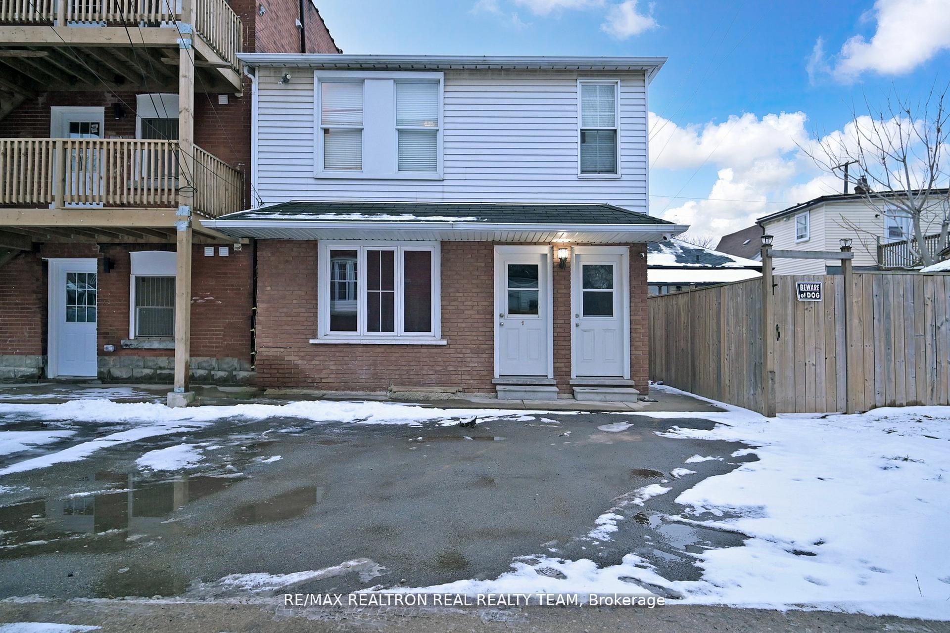 1129 Cannon Street E #C2 Property Photo 1