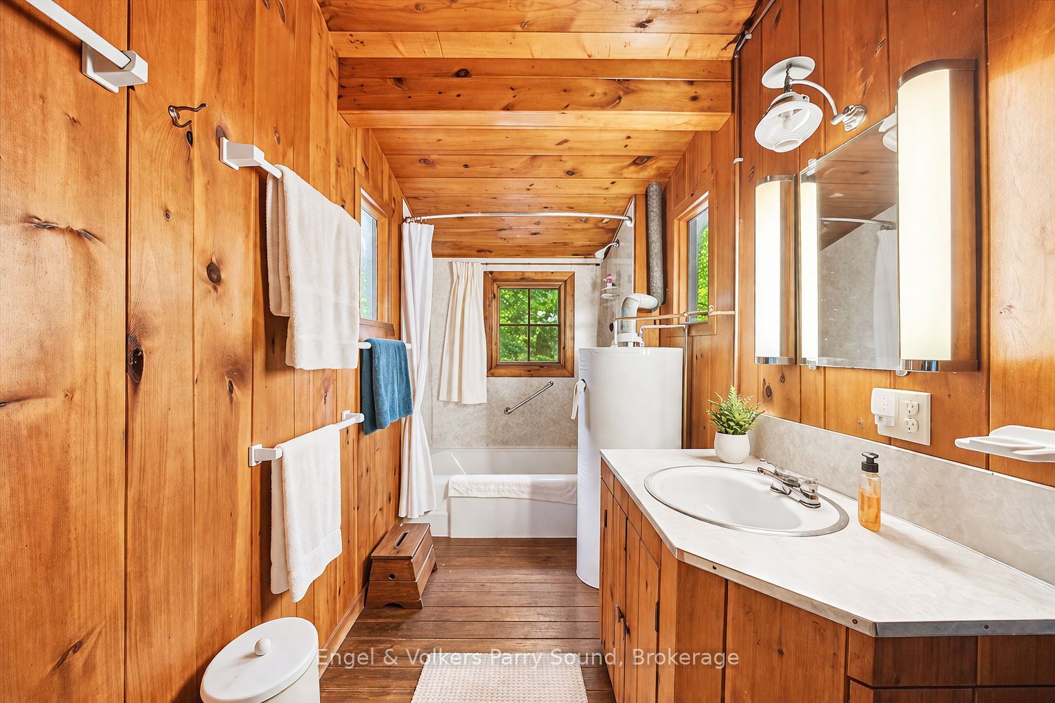 53 Birdwood Lane Property Photo 14