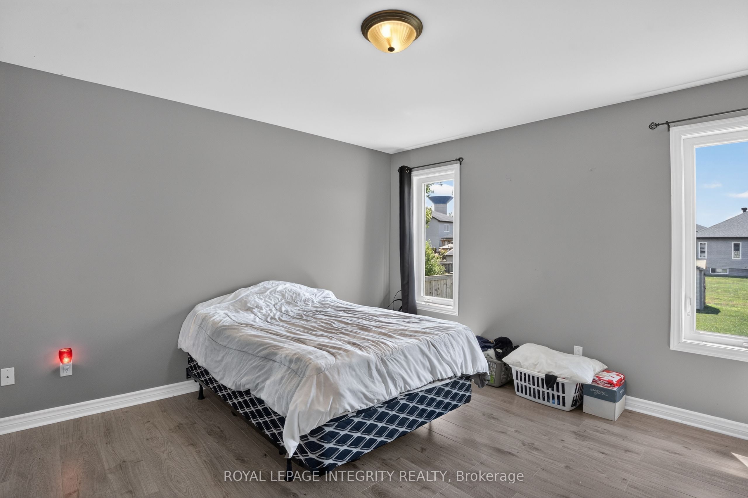 117 Castel Street Property Photo 10