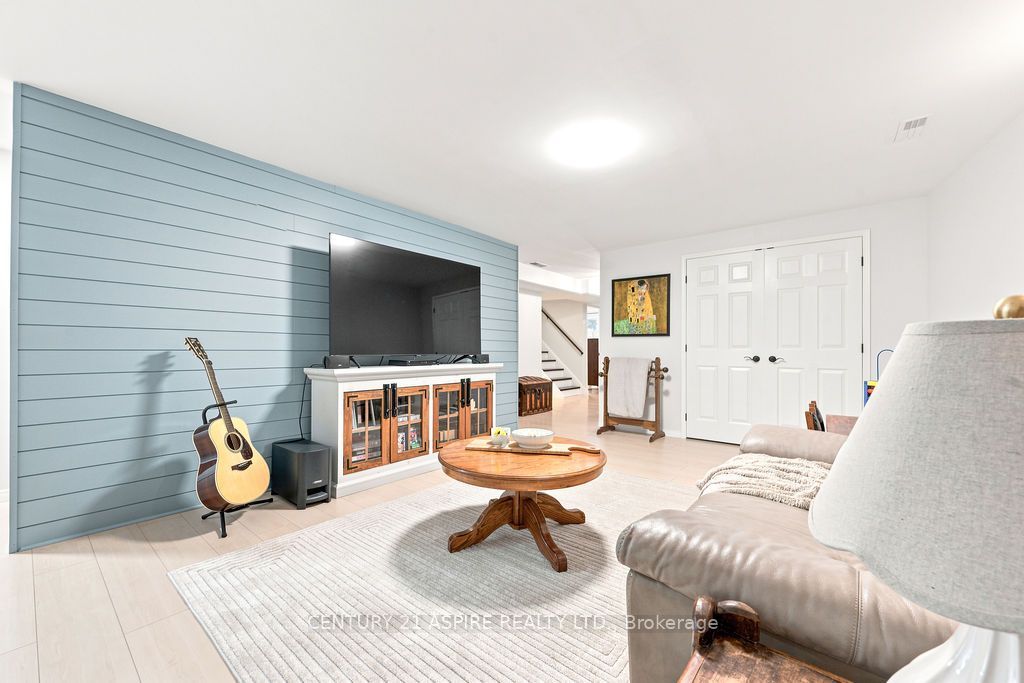 978 Rantz Road Property Photo 41