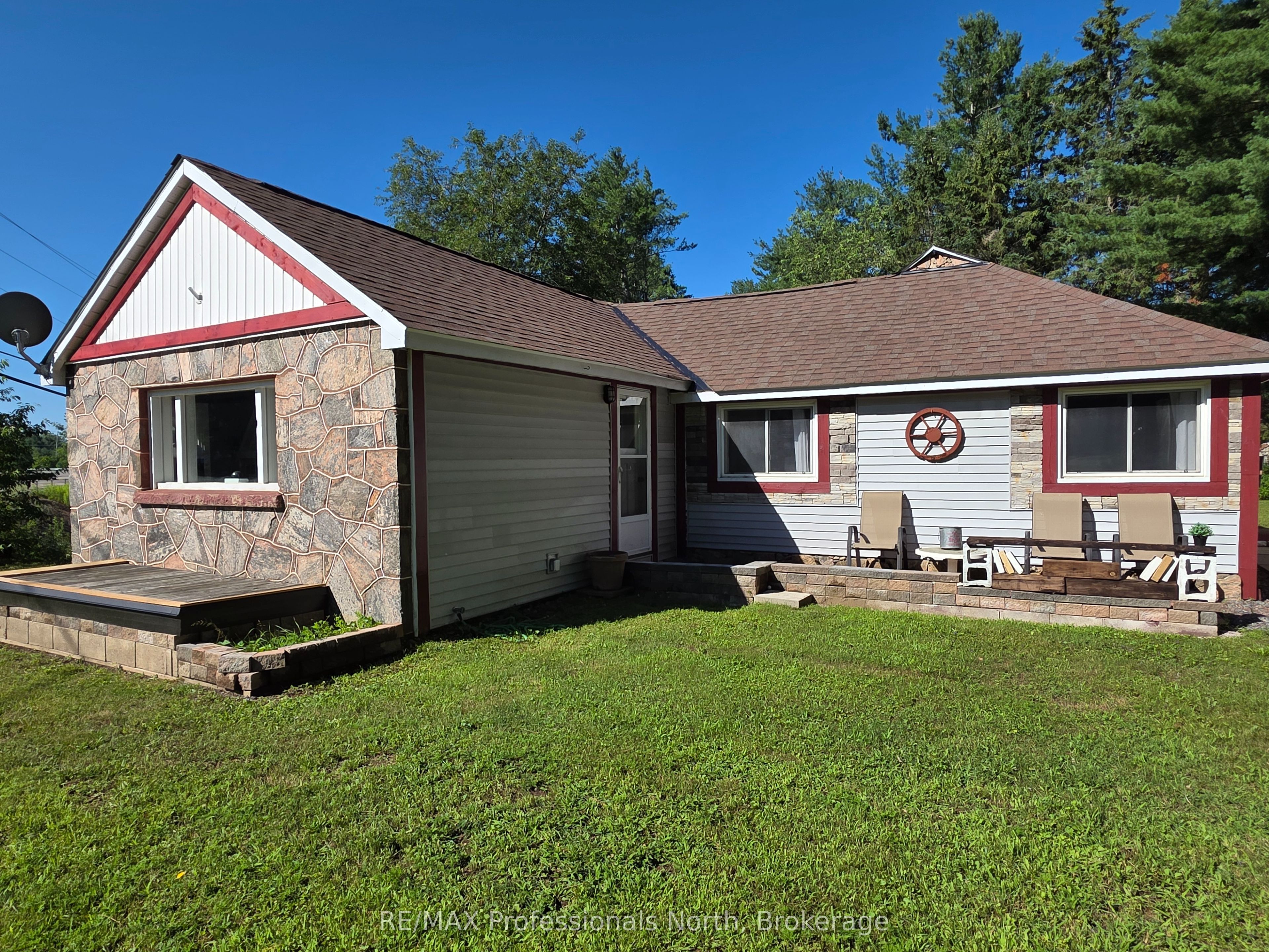 1007 West Road Property Photo 3