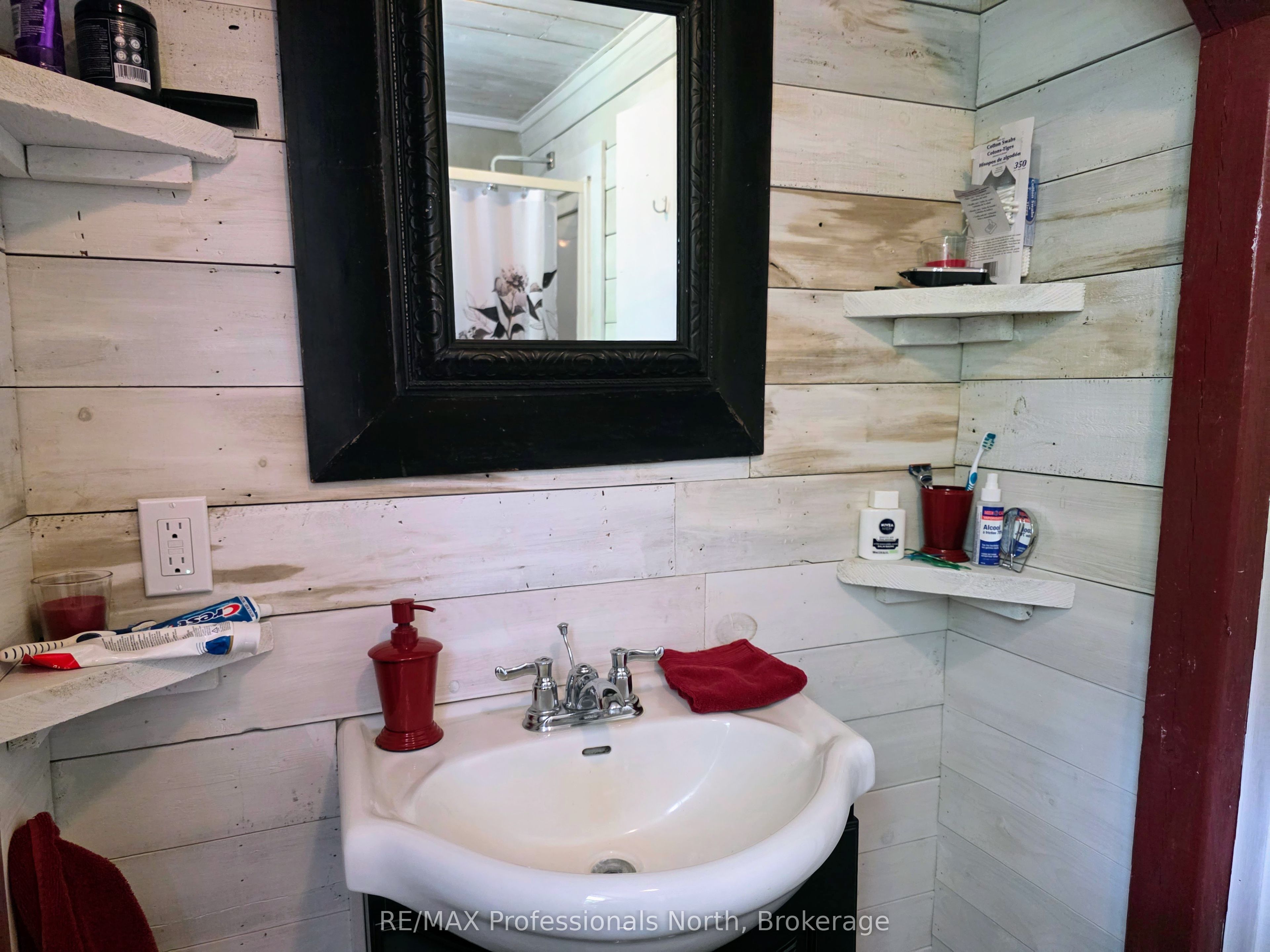 1007 West Road Property Photo 18