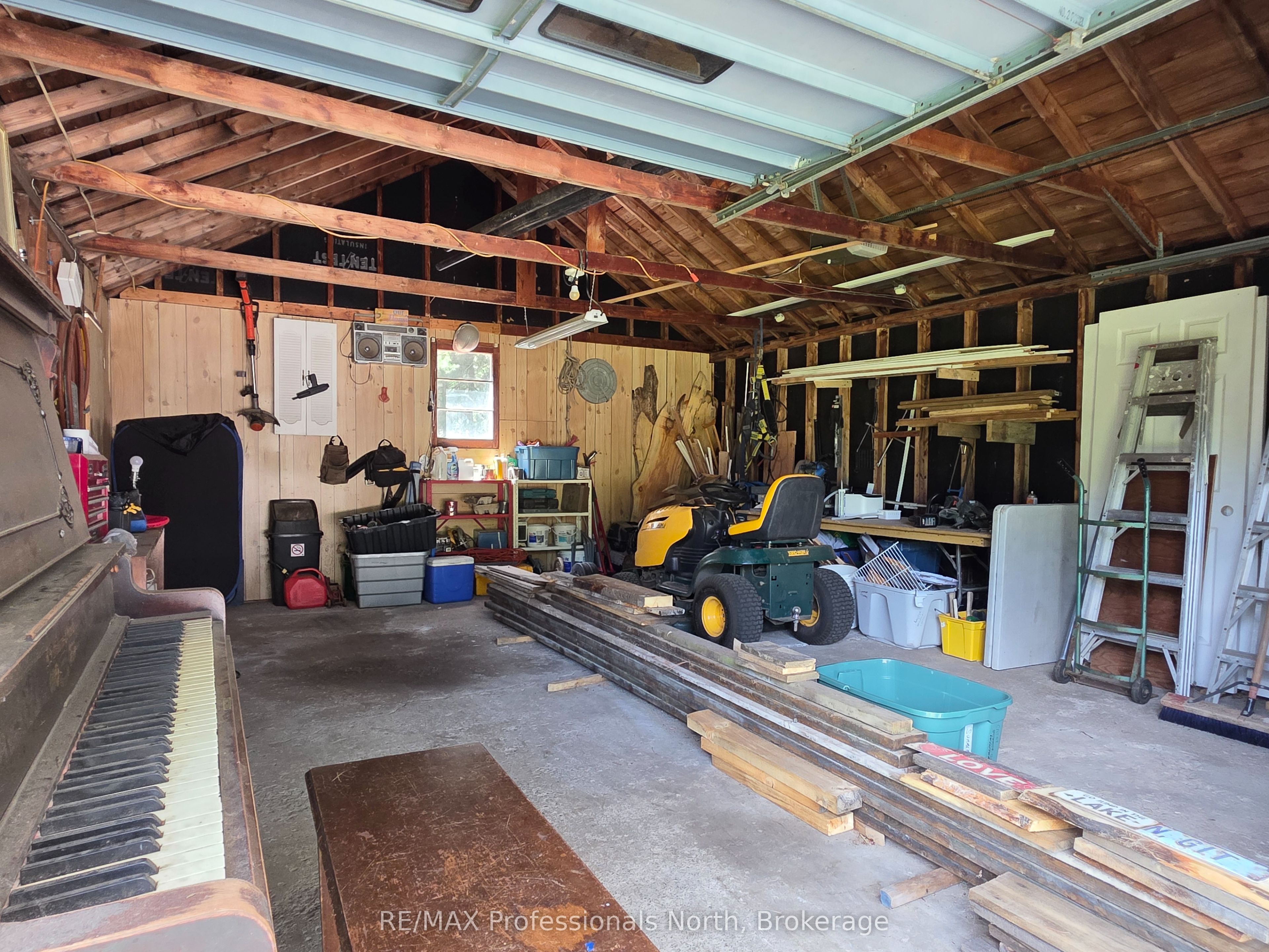 1007 West Road Property Photo 35