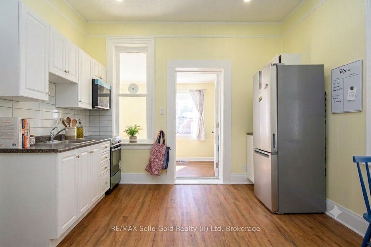 10 Shanley Street Property Photo 8