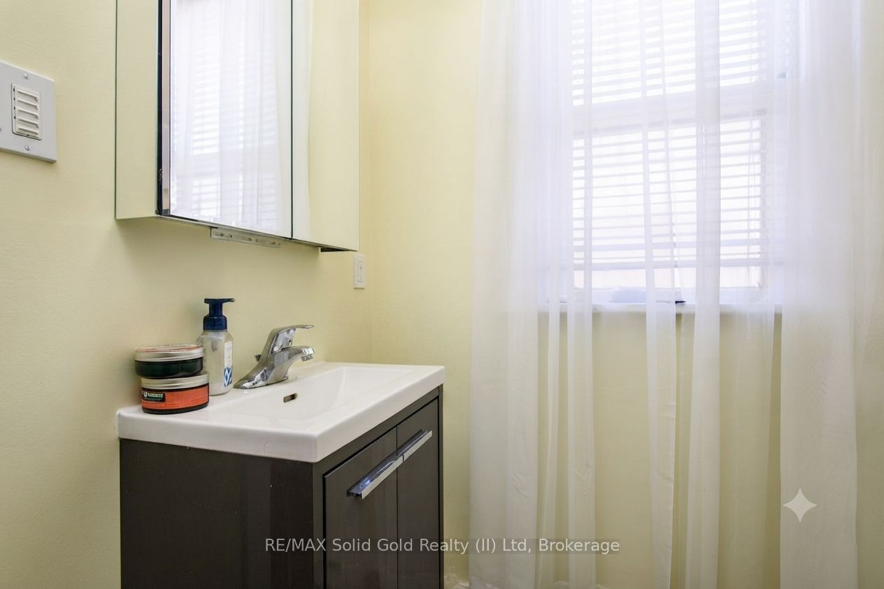 10 Shanley Street Property Photo 16