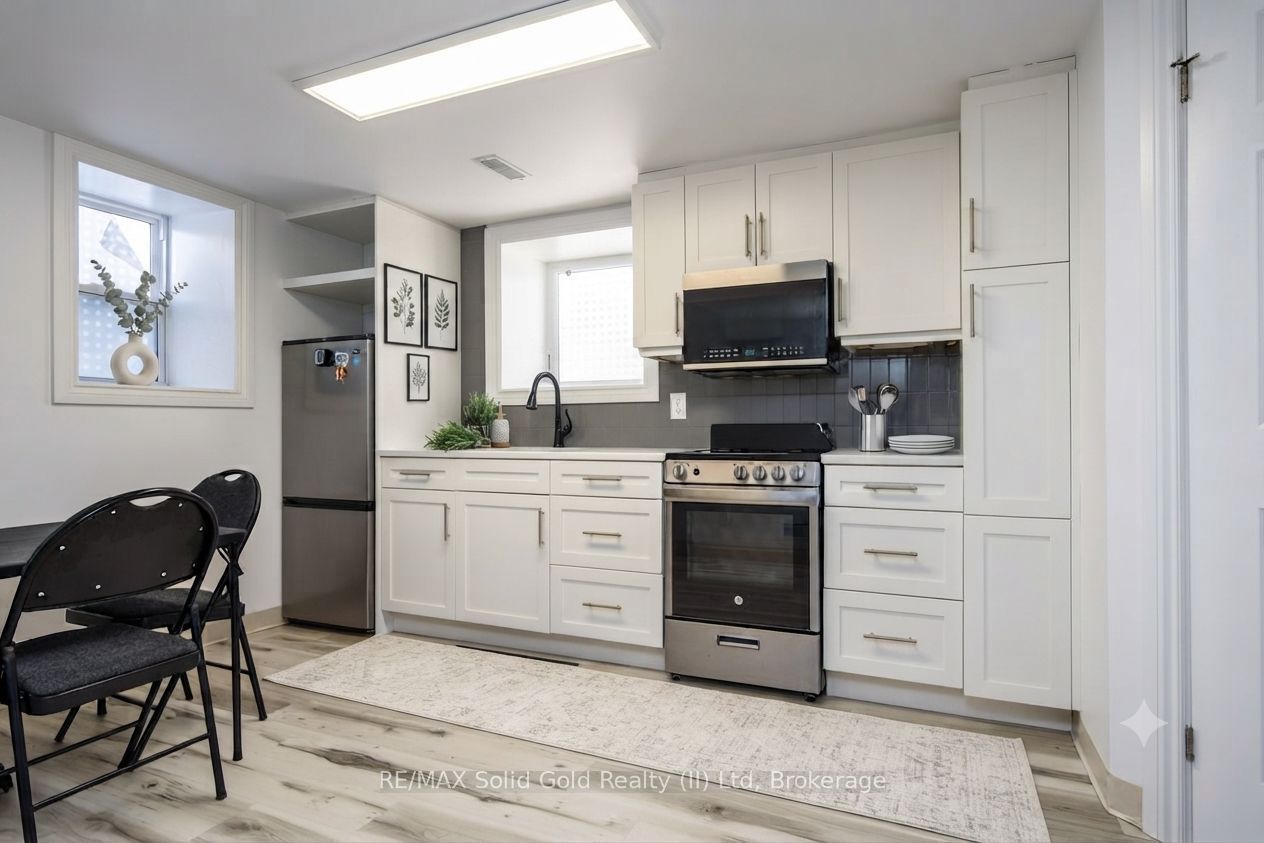 10 Shanley Street Property Photo 18