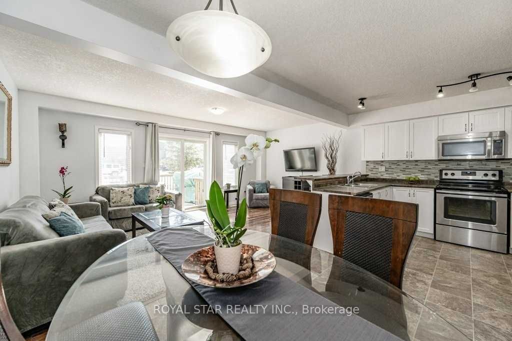 7 Upper Mercer Street B8 Property Photo 13