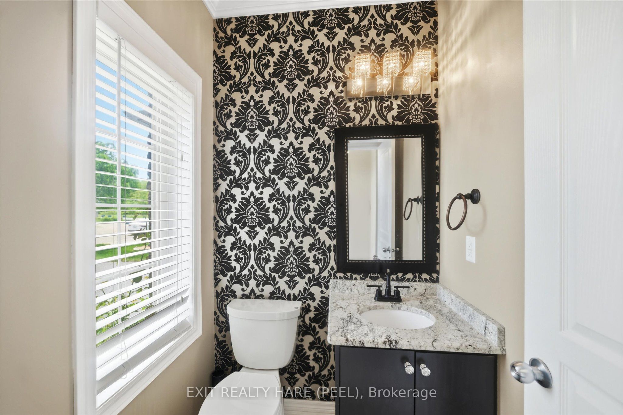 174 Irwin Avenue Property Photo 13