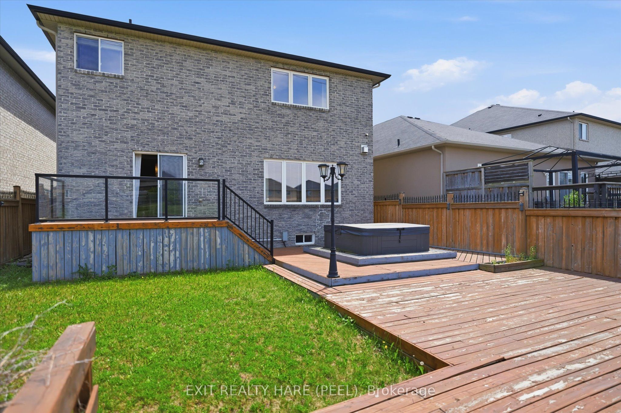 174 Irwin Avenue Property Photo 44