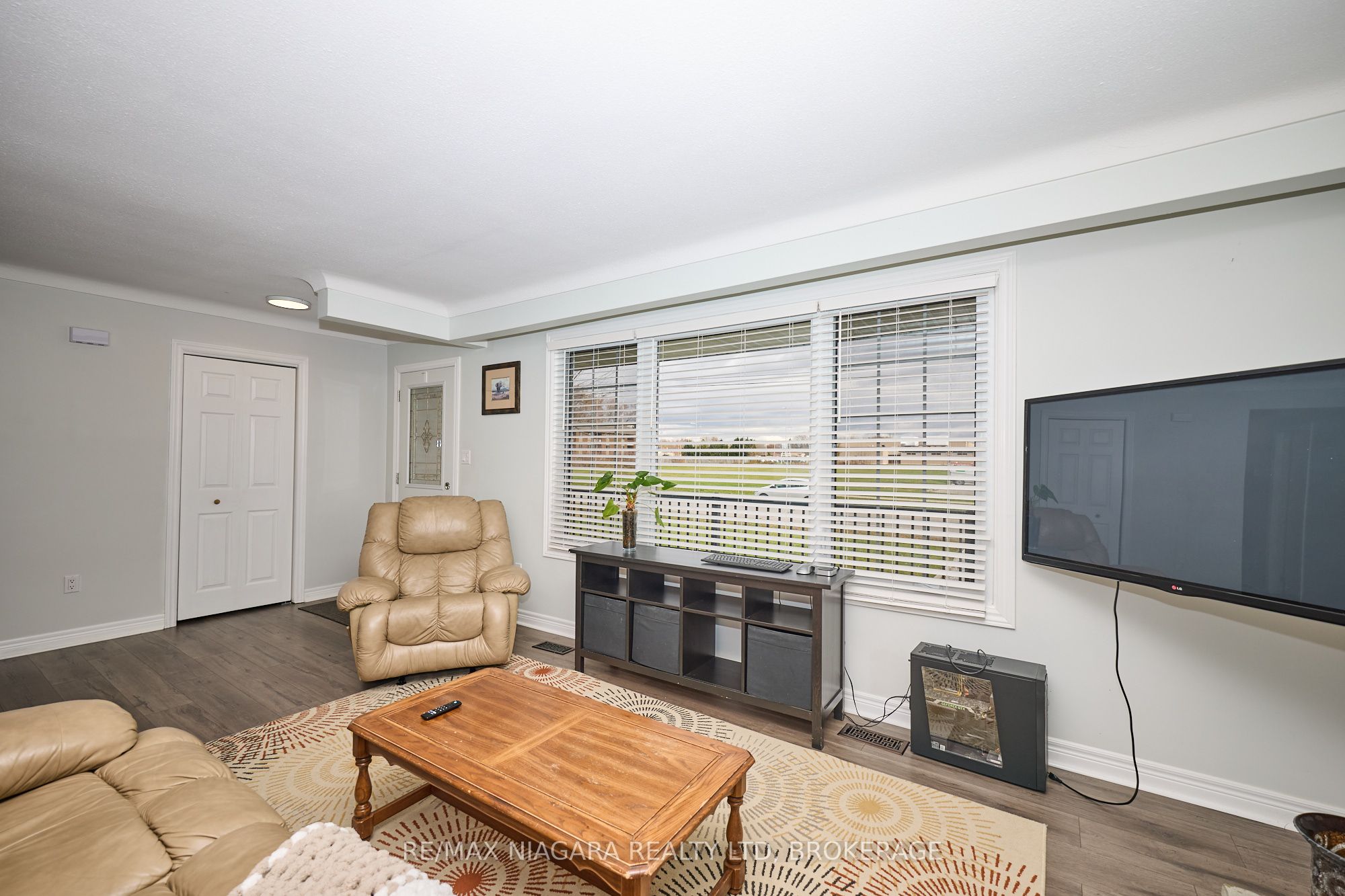 25 Rice Road Property Photo 9
