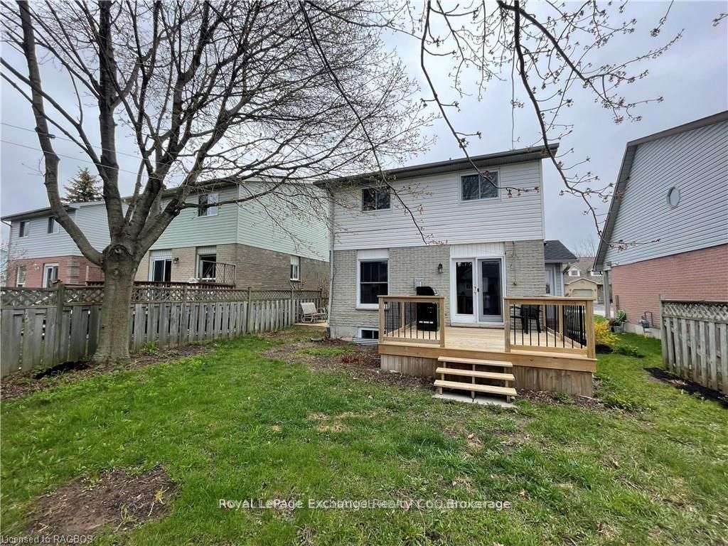 792 Mackendrick Drive Property Photo 6