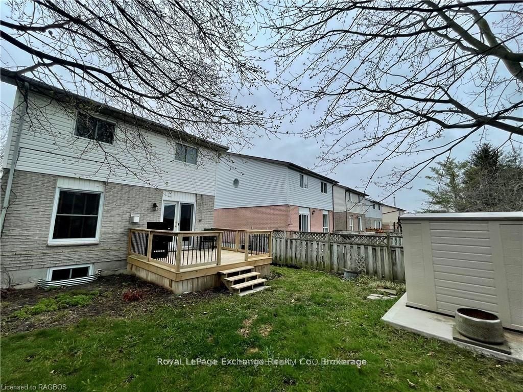 792 Mackendrick Drive Property Photo 7