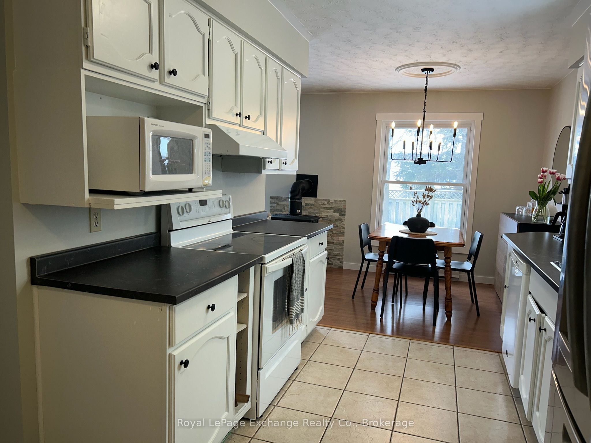 792 Mackendrick Drive Property Photo 30