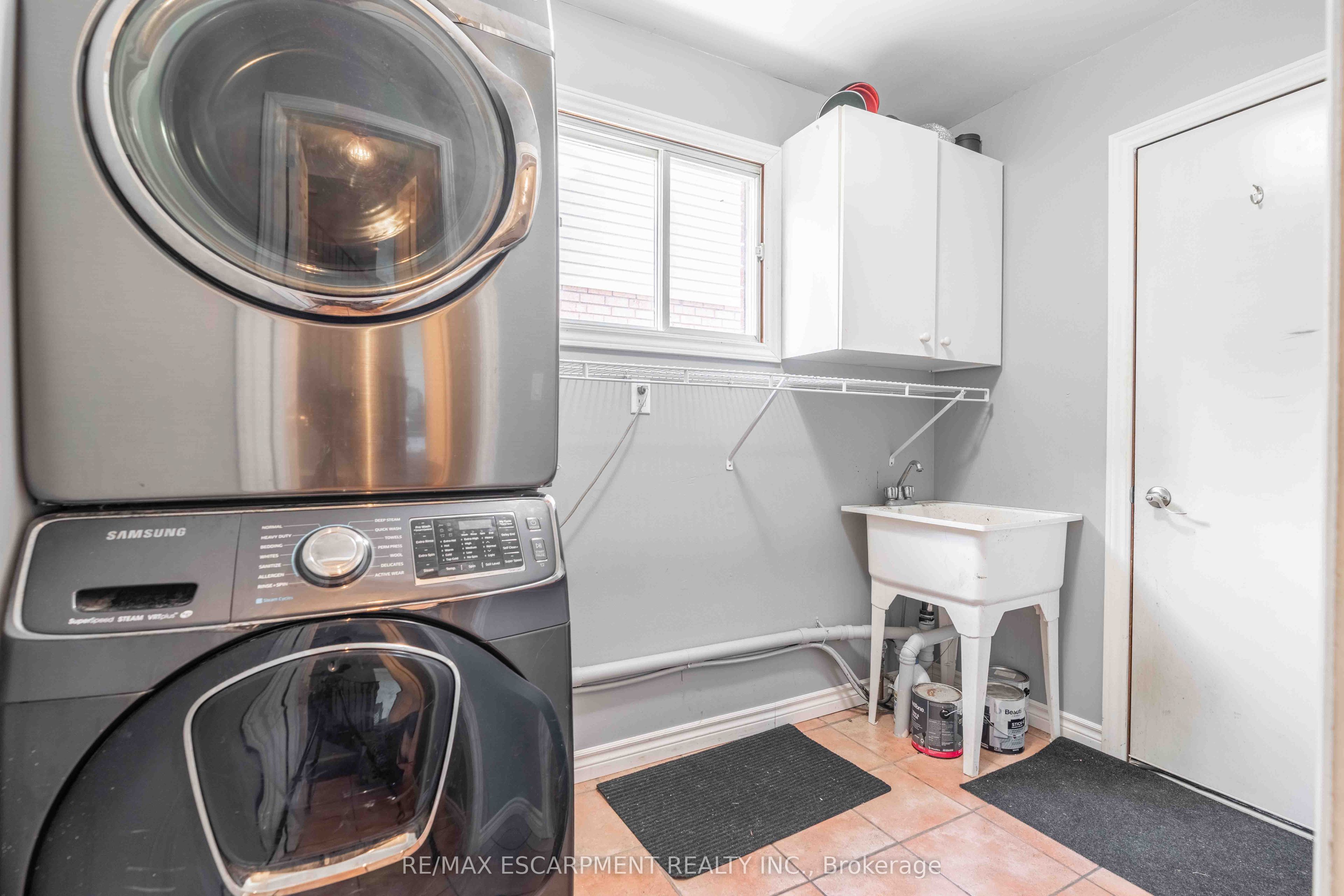 54 Selkirk Street Property Photo 18