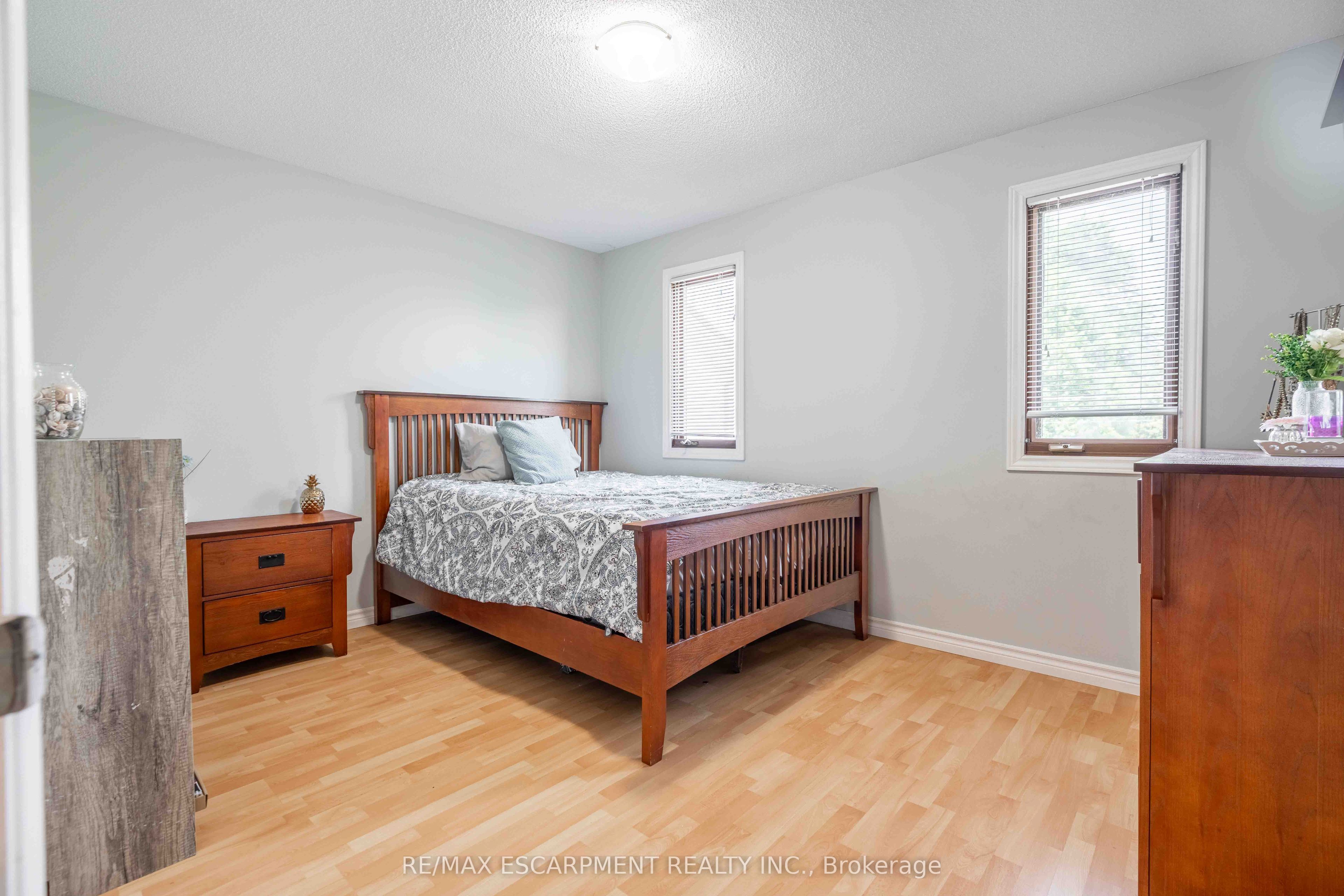 54 Selkirk Street Property Photo 20