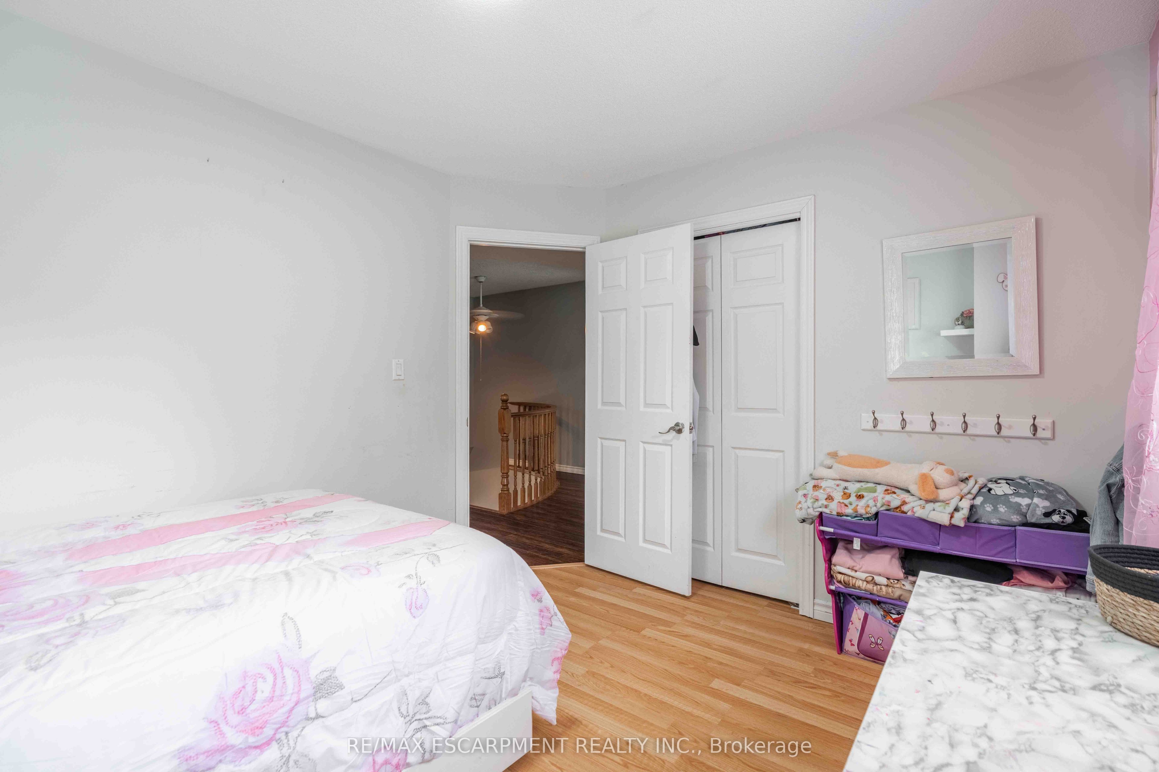 54 Selkirk Street Property Photo 24