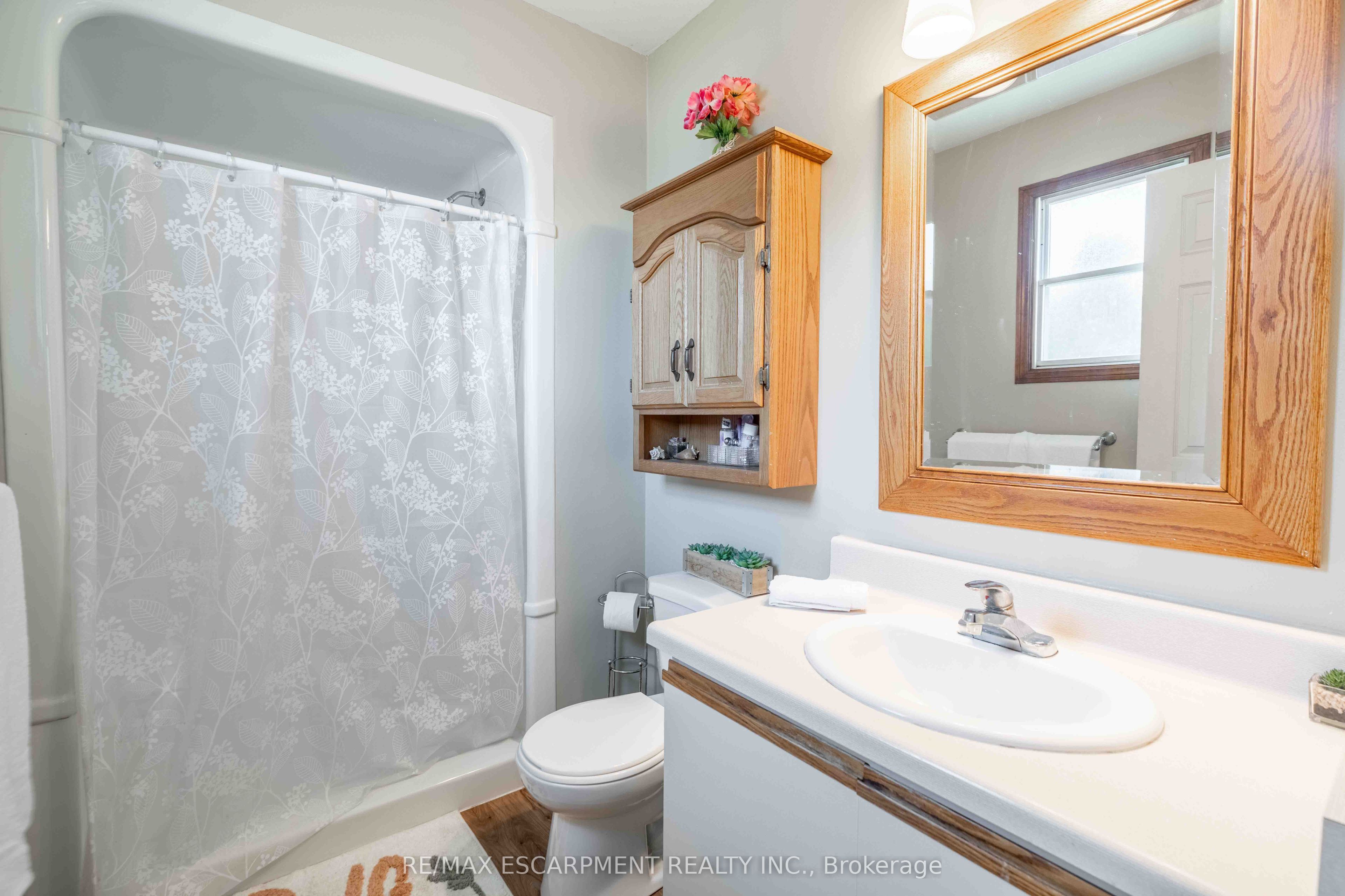 54 Selkirk Street Property Photo 31