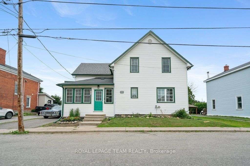 506 Victoria Street Property Photo 1