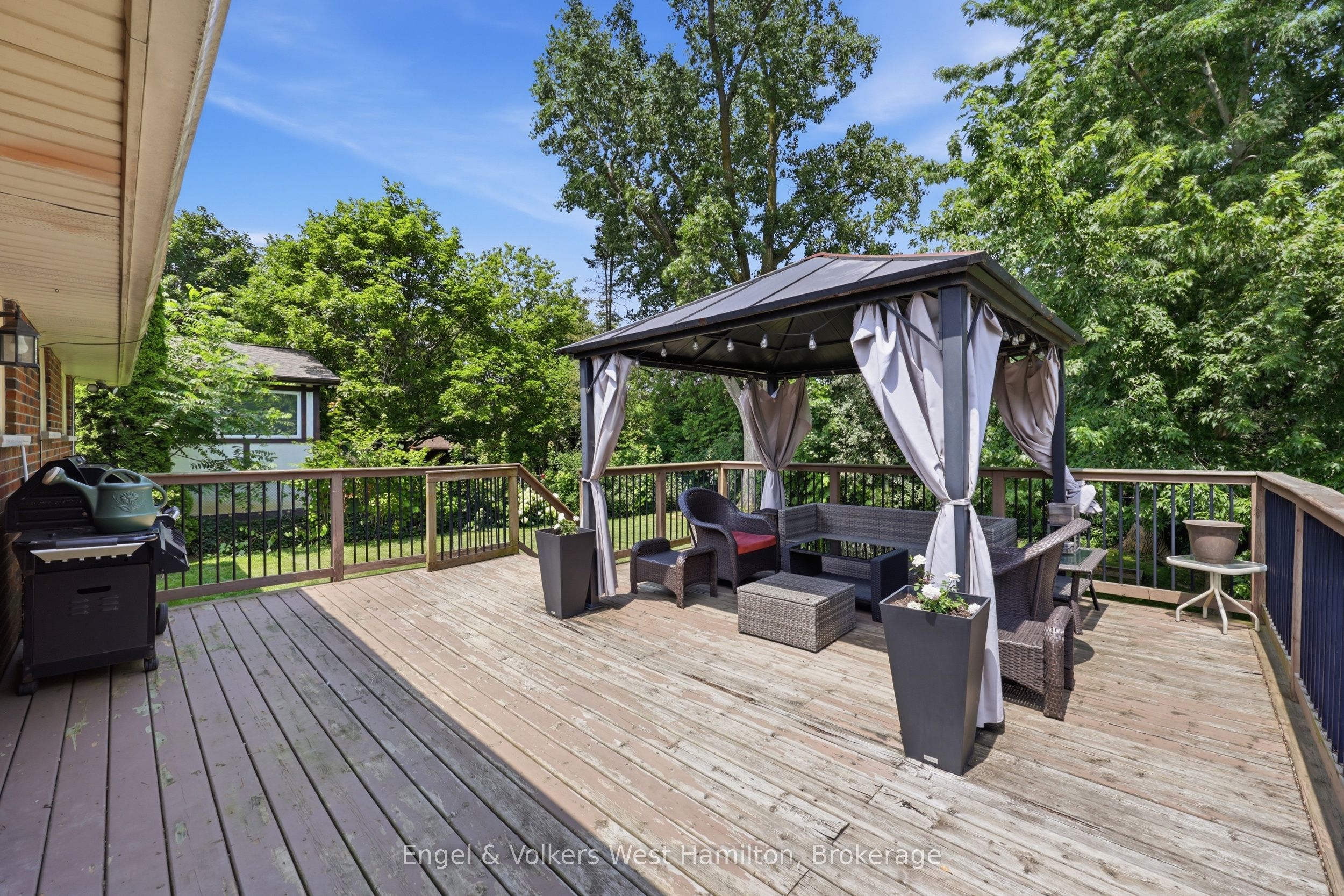 30 Laird Street Property Photo 33