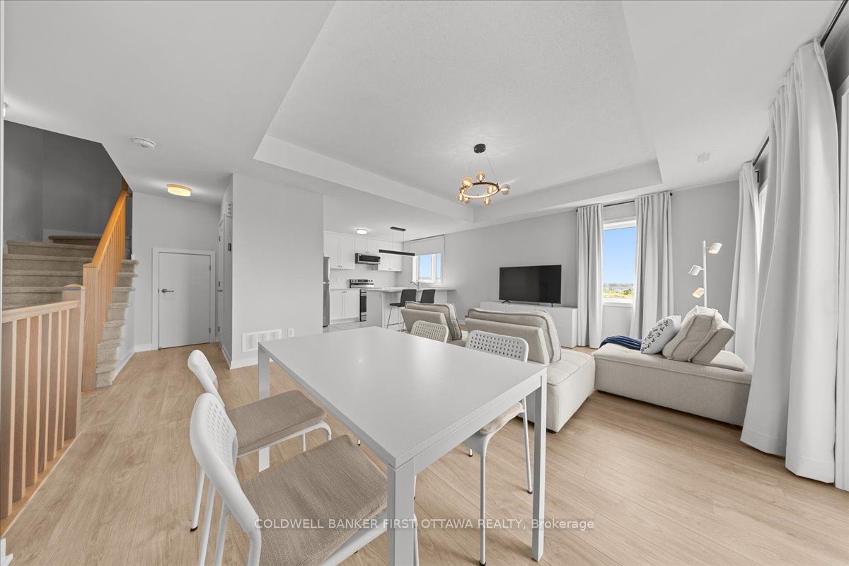 210 Parnian Private Property Photo 8