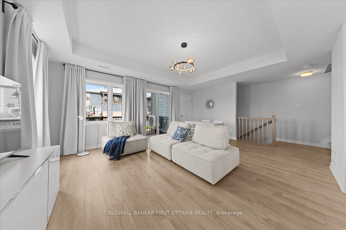 210 Parnian Private Property Photo 11