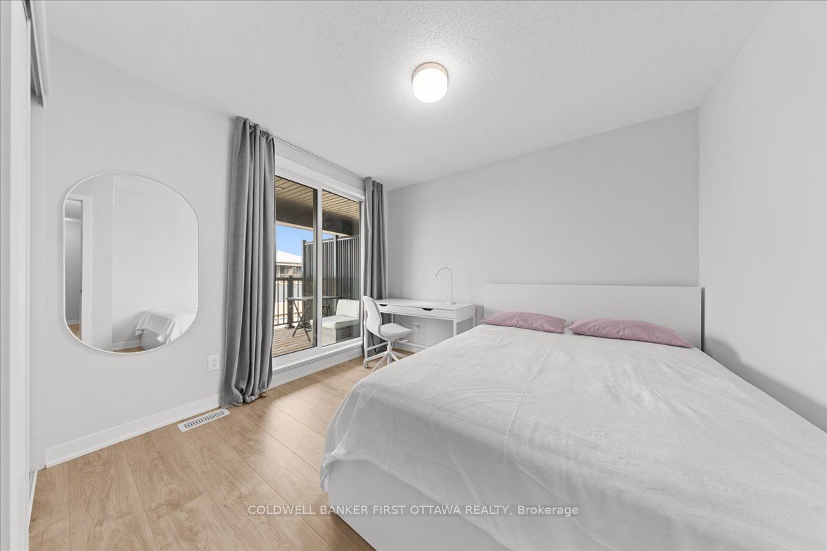 210 Parnian Private Property Photo 20