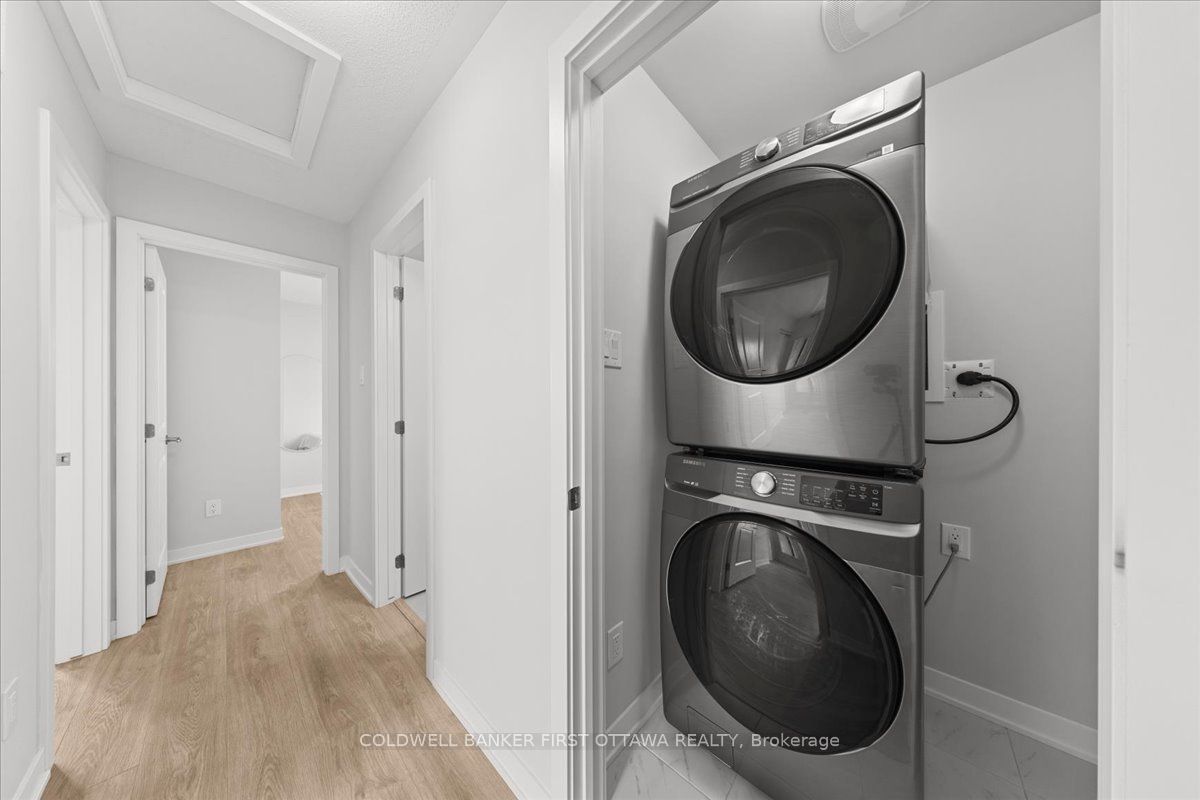 210 Parnian Private Property Photo 25