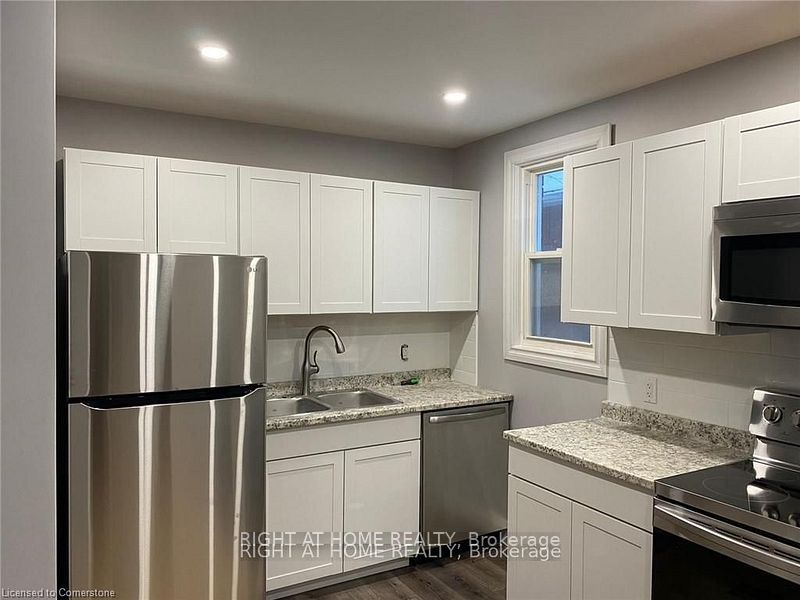 84 Ewen Road Property Photo 5